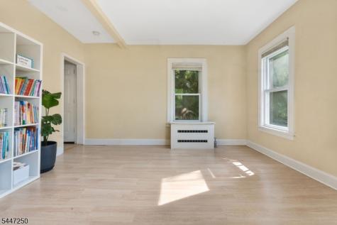 12 Dey Street Montclair NJ 07042