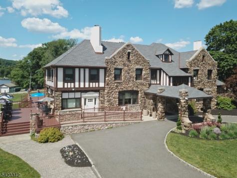 17 Seneca Avenue Rockaway NJ 07866