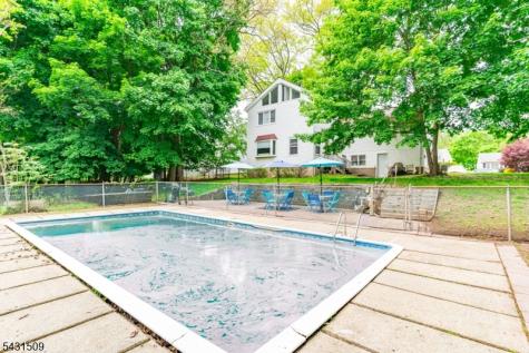 26 Cornell Street West Orange NJ 07052