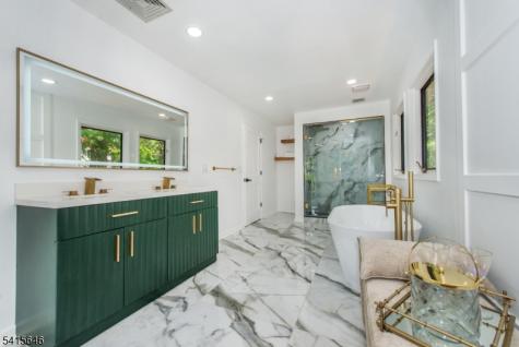 28 W Shore Road Mountain Lakes NJ 07046