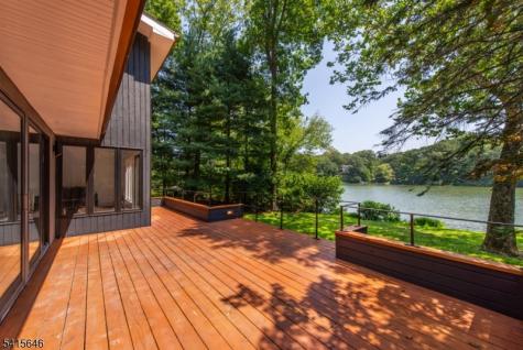 28 W Shore Road Mountain Lakes NJ 07046