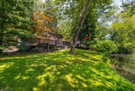 28 W Shore Road Mountain Lakes NJ 07046