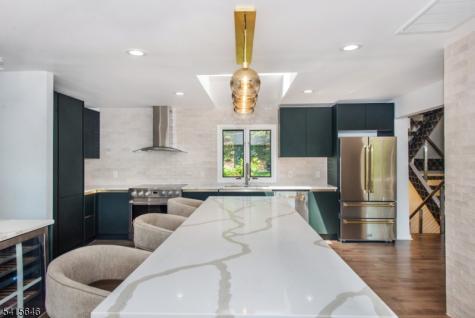 28 W Shore Road Mountain Lakes NJ 07046