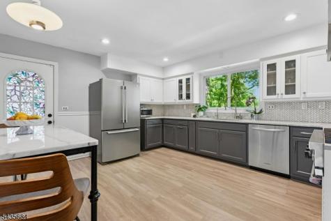32 Undercliff Terrace West Orange NJ 07052
