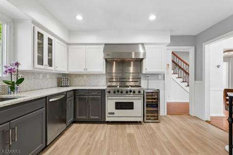 32 Undercliff Terrace West Orange NJ 07052