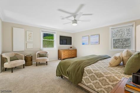 32 Undercliff Terrace West Orange NJ 07052