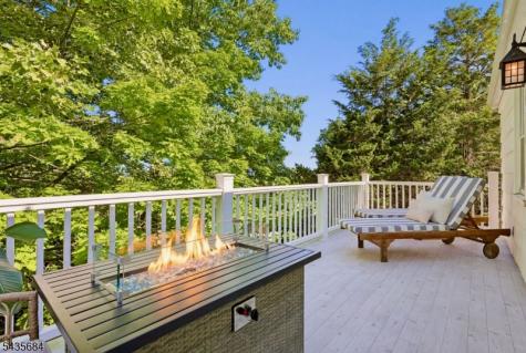 32 Undercliff Terrace West Orange NJ 07052