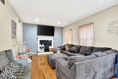 127 Churchill Avenue Franklin NJ 08873