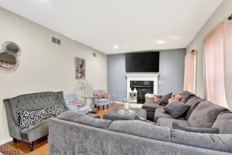127 Churchill Avenue Franklin NJ 08873