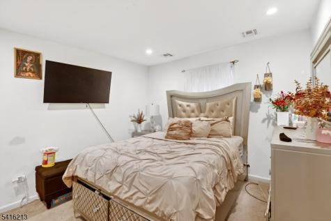 127 Churchill Avenue Franklin NJ 08873