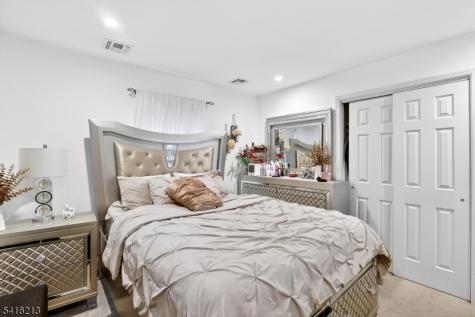 127 Churchill Avenue Franklin NJ 08873