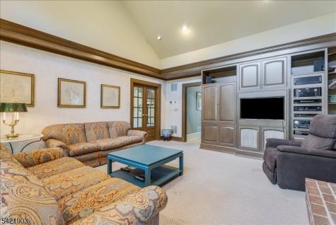 44 West Road Millburn NJ 07078