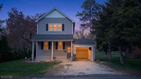 311 Hunt Avenue Pohatcong NJ 08865
