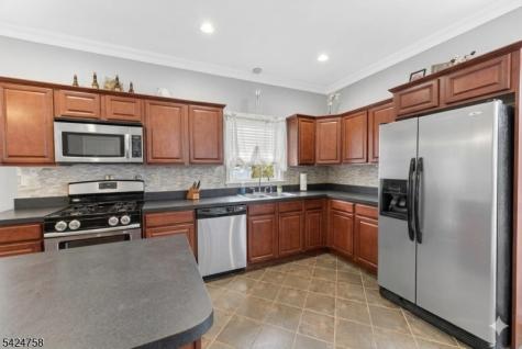 311 Hunt Avenue Pohatcong NJ 08865