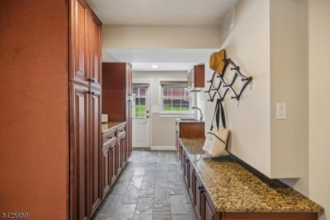 23 Crestview Avenue Madison NJ 07940