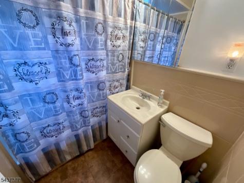 11 Chadwick Drive Bloomfield NJ 07003