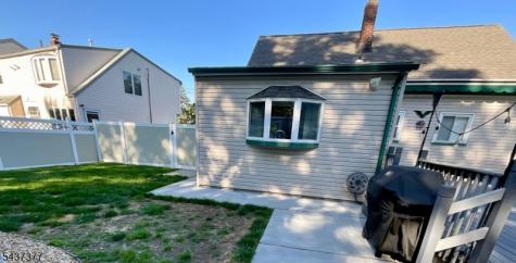 11 Chadwick Drive Bloomfield NJ 07003