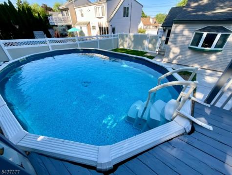 11 Chadwick Drive Bloomfield NJ 07003
