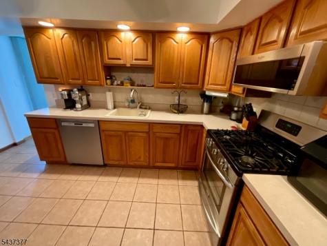 11 Chadwick Drive Bloomfield NJ 07003