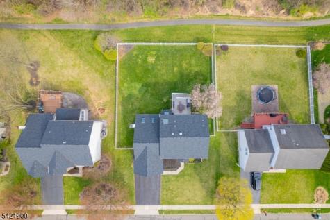 1833 Gary Road Greenwich NJ 08886
