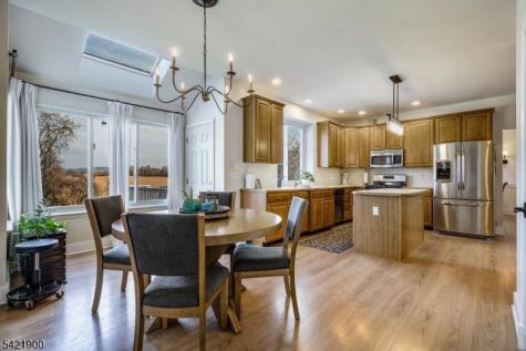 1833 Gary Road Greenwich NJ 08886
