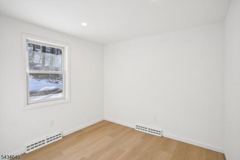 13 Cliffside Terrace Vernon NJ 07461