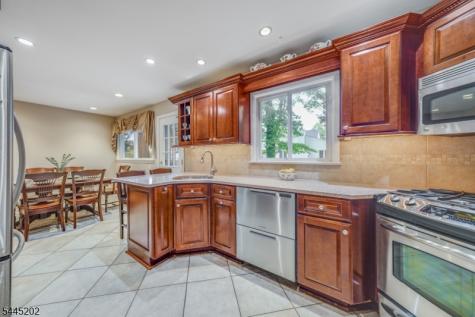 61 Glenwood Road Fanwood NJ 07023