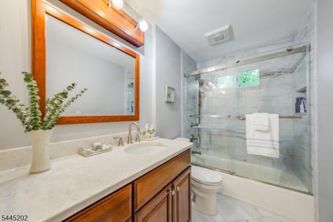 61 Glenwood Road Fanwood NJ 07023