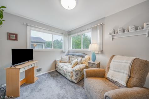 61 Glenwood Road Fanwood NJ 07023