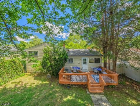 61 Glenwood Road Fanwood NJ 07023
