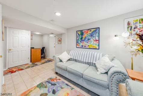 61 Glenwood Road Fanwood NJ 07023