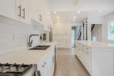 8 Birchwood Road North Caldwell NJ 07006