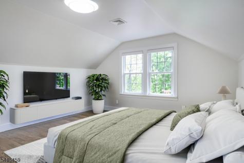 8 Birchwood Road North Caldwell NJ 07006