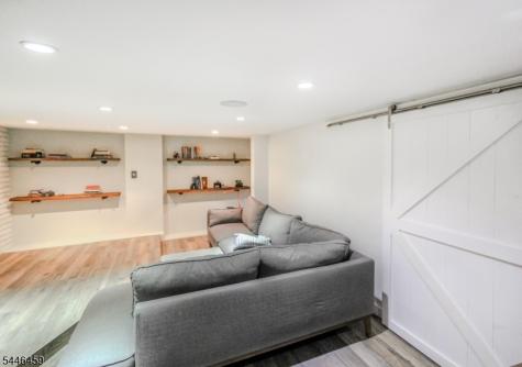8 Birchwood Road North Caldwell NJ 07006