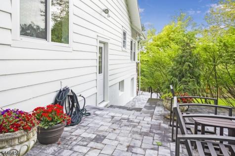 8 Birchwood Road North Caldwell NJ 07006