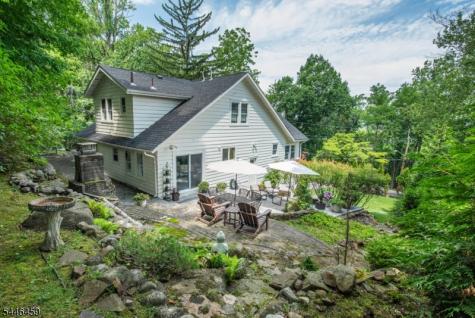 8 Birchwood Road North Caldwell NJ 07006