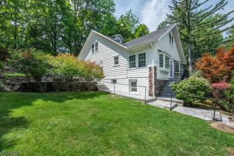 8 Birchwood Road North Caldwell NJ 07006