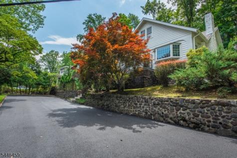 8 Birchwood Road North Caldwell NJ 07006