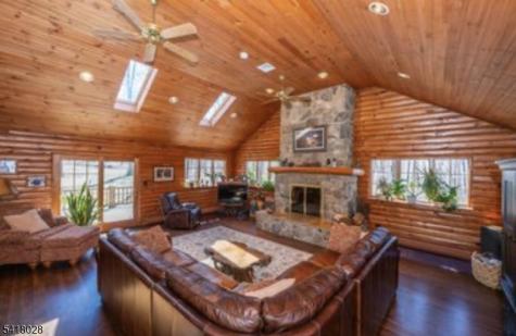 9 Buckhaven Trail Hardyston NJ 07460