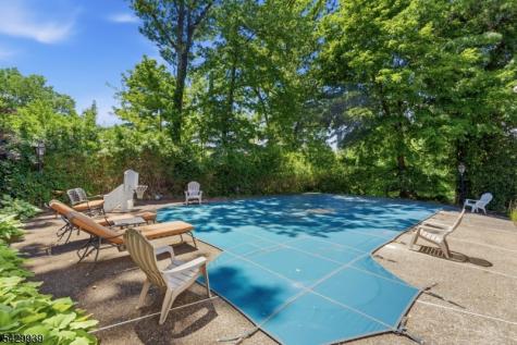 12 Wildwood Drive North Caldwell NJ 07006