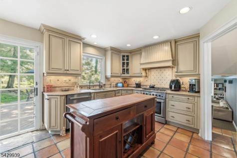12 Wildwood Drive North Caldwell NJ 07006