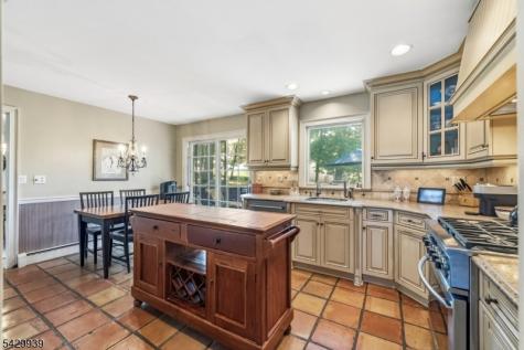 12 Wildwood Drive North Caldwell NJ 07006