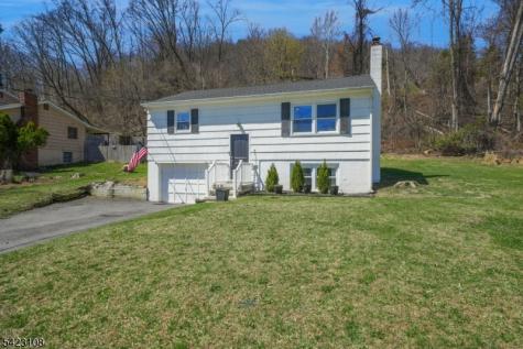 35 Zinnia Drive Vernon NJ 07418