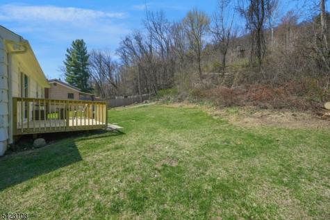 35 Zinnia Drive Vernon NJ 07418