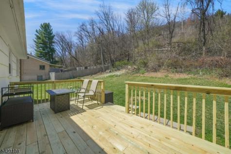 35 Zinnia Drive Vernon NJ 07418