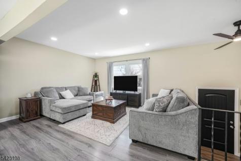 35 Zinnia Drive Vernon NJ 07418