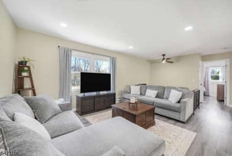 35 Zinnia Drive Vernon NJ 07418