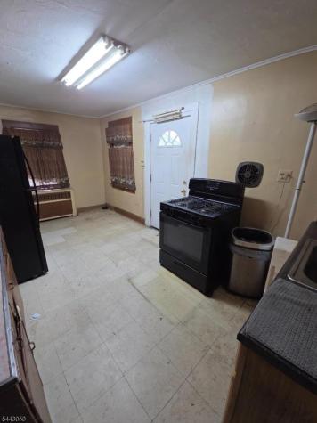 254 Glenwood Avenue East Orange NJ 07017