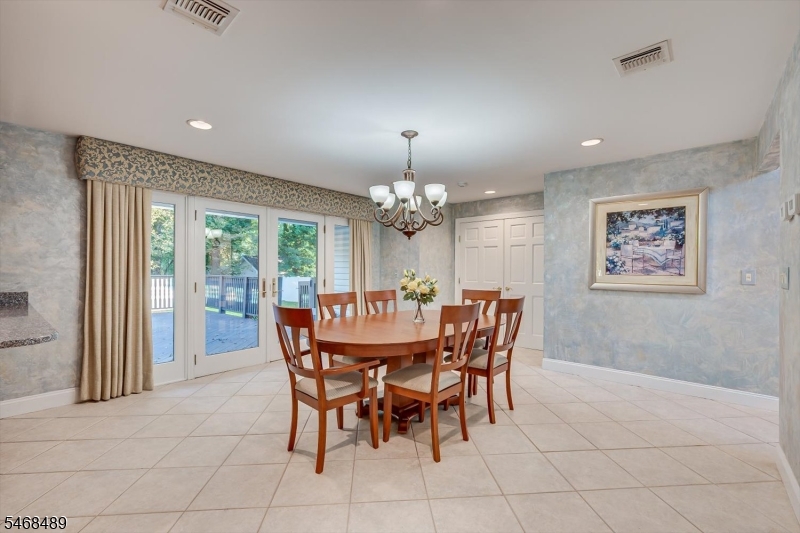 21 Stafford Road Woodbridge NJ 07067