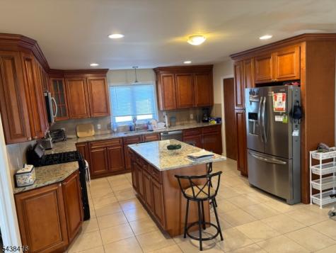 17 Garrett Street Cedar Grove NJ 07009